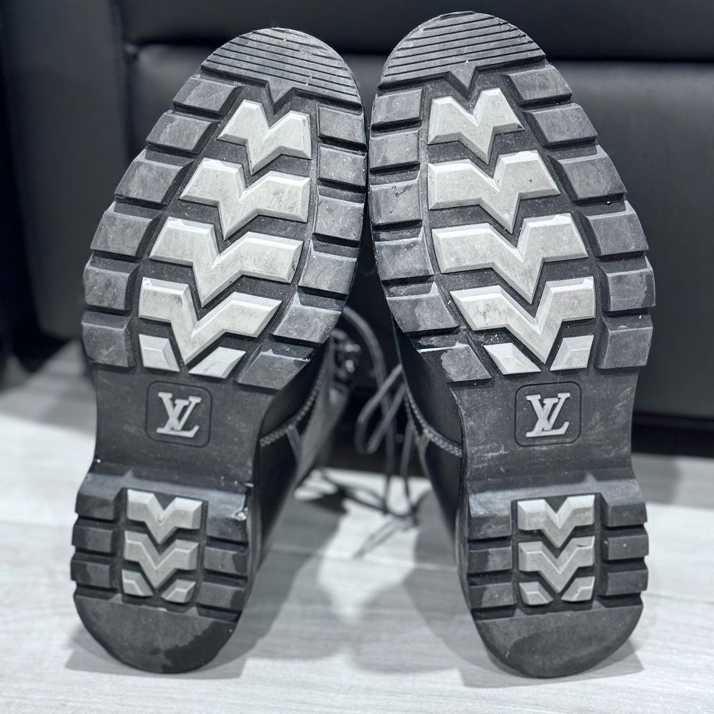 Louis Vuitton Oberkampf Patch Leather Combat Boots Size 8.5 - Picture 8 of 8
